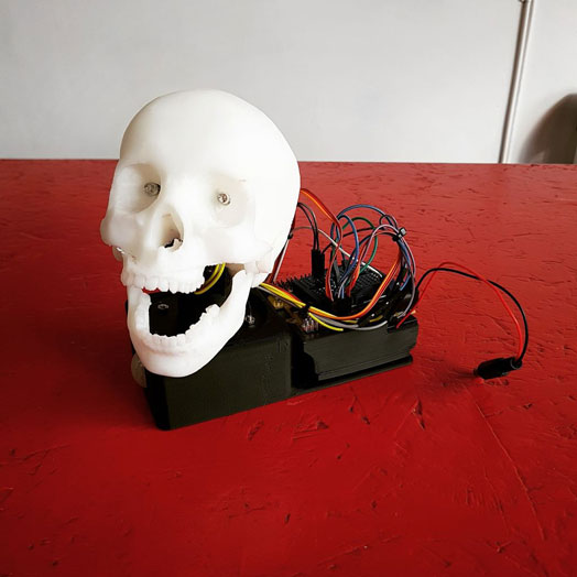 animatronic-robotic-skull